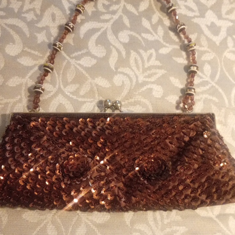 Chateau vintage style beaded hand bag